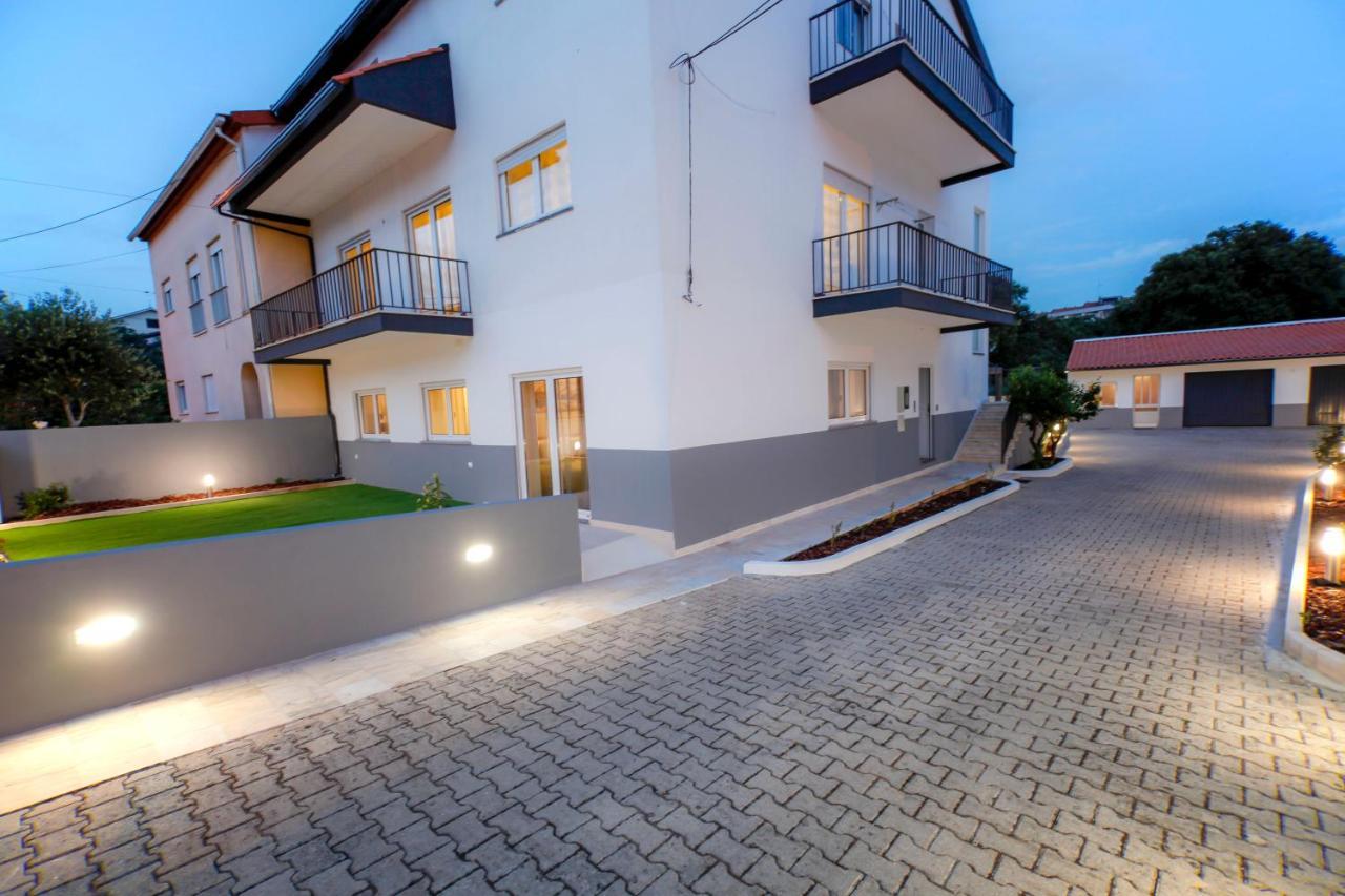 Modern Apartment With Garden Fatima Luaran gambar